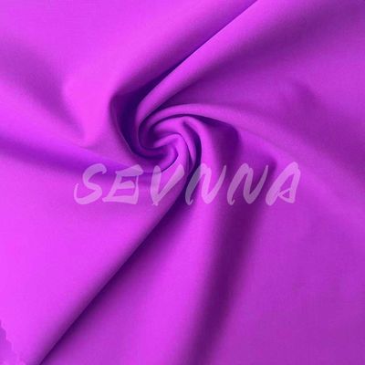 Tissu polyester recyclé circulaire tricoté sur mesure pour vêtements