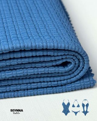 Restez au frais et à l'aise avec notre tissu de vêtements de yoga respirant et flexible