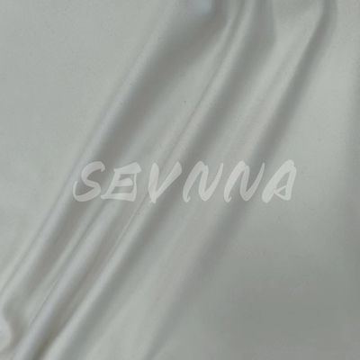 Tissu de soutien de soutien de sport de niveau moyen/haute avec conception rembourrée et fibres de nylon recyclées