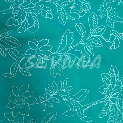 240 grammes de tissu en spandex de polyester avec une résistance de couleur de 3-4 degrés et une couleur personnalisée