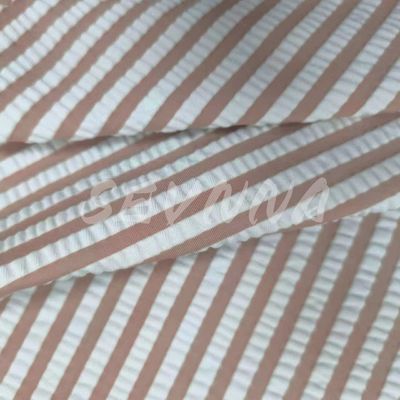 Obtenez votre longueur et votre couleur parfaites avec du tissu spandex polyester sur mesure