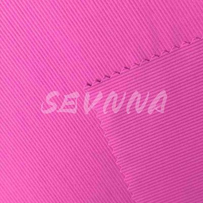 La polyvalence et la durabilité de notre tissu de yoga respirant