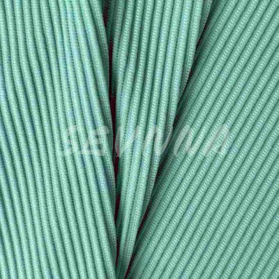 Le tissu spandex en polyester est le tissu idéal pour un style de vie actif et à la mode