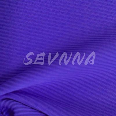 Tissu spandex en polyester de 200 gm pour des vêtements confortables et fonctionnels