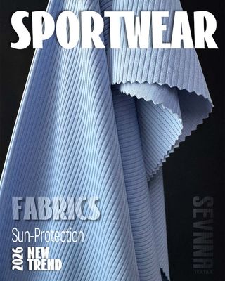 84% de polyester recyclé 16% de spandex Polyester Spandex Tissu couleur personnalisée pour vos besoins