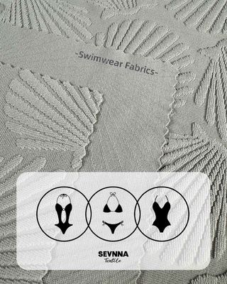 Des vêtements de bain recyclés à rayures