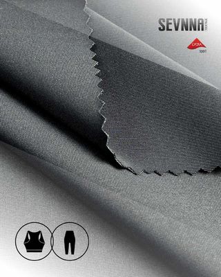 Tissu Lycra extensible de 152 cm de large avec 72 % de matériaux recyclés et 28 % de Lycra Xtra Life