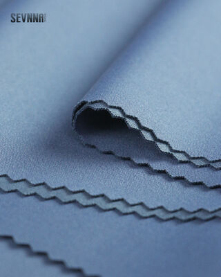 Tissu de soutien-gorge sportif durable de 150 cm de largeur et 240 g de poids pour des vêtements d'activité de haute performance