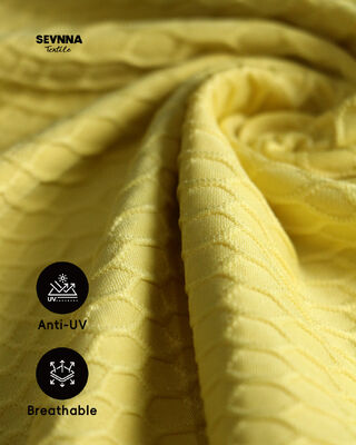 Tissu de maillot de bain écologique développé pour répondre aux normes environnementales avec une durabilité et un confort supérieurs pour les collections de maillots de bain