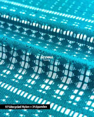 160 grammes de tissu tricoté double style Jacquard avec nylon recyclé pour des vêtements durables et confortables