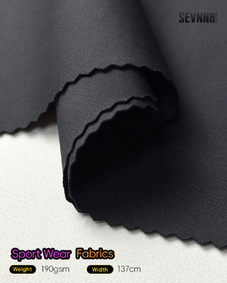 Tissu de cyclisme haute performance avec protection UV et grammage de 190 g/m², composé de 79 % de polyester recyclé + 21 % d'élasthanne