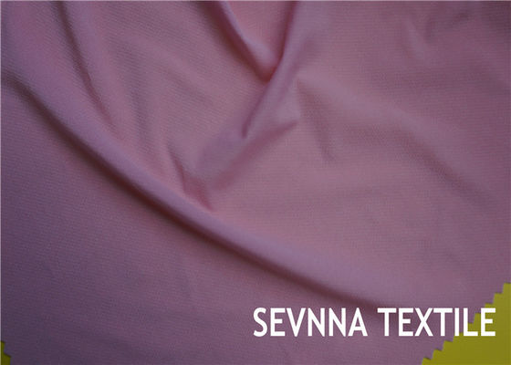 La chaîne tricotant le polyester réutilisé par Repreve, aucun lavent colore le Spandex de Repreve