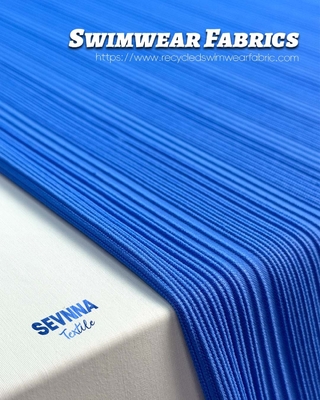 Tissus texturés bleus pour maillots de bain haute performance et tendance
