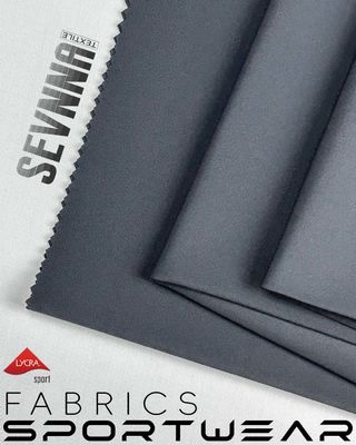 Tissu Lycra extensible de 152 cm de large avec 72 % de matériaux recyclés et 28 % de Lycra Xtra Life