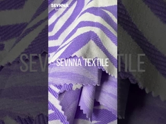 Tissu polyester spandex durable avec une grande étirement et une résistance à la couleur de 2 à 5 degrés